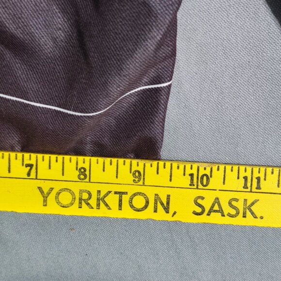 Hurley board shorts men youth size 16/28 brown base and multi-colour - Picture 11 of 11